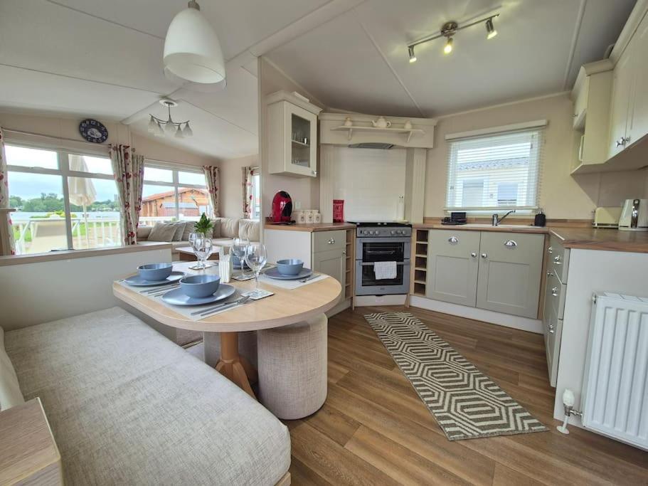 Amazing 2Bedroom Caravan In Lincoln, Tattershall Ngoại thất bức ảnh